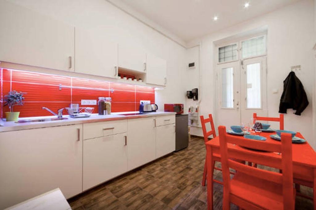 Budget Apartment By Hi5-Kiraly 99 บูดาเปสต์ ภายนอก รูปภาพ